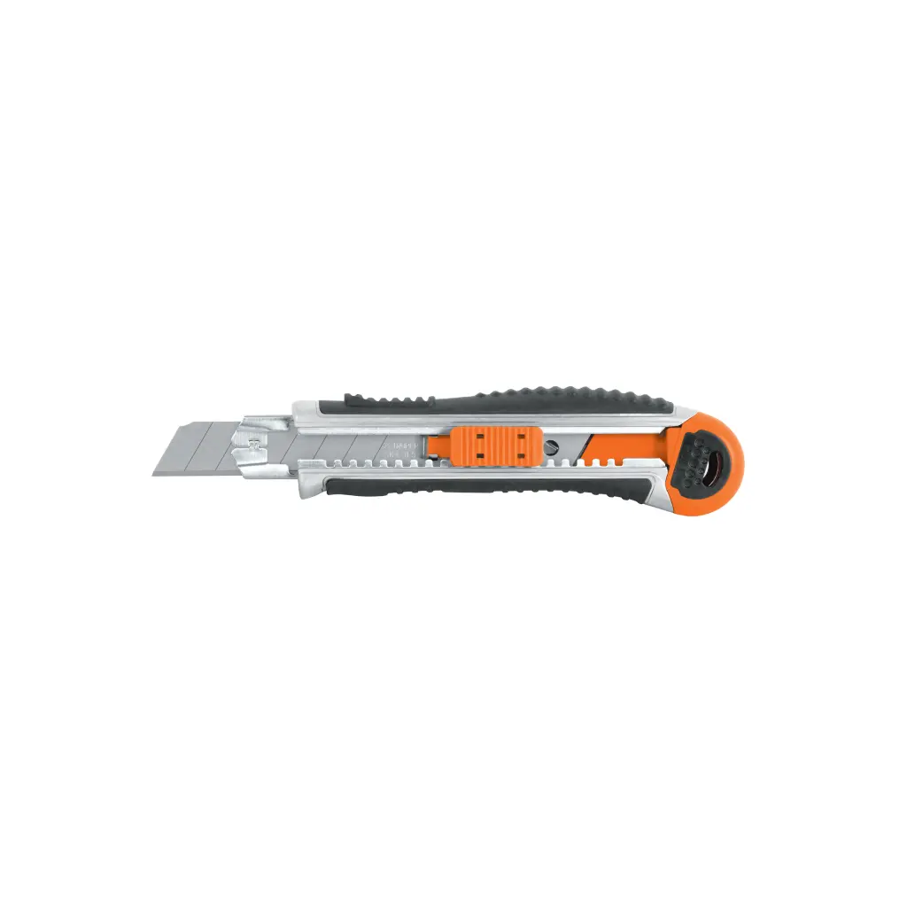 Cutter con alma metalica y grip, trabajo pesado x 18mm, Truper